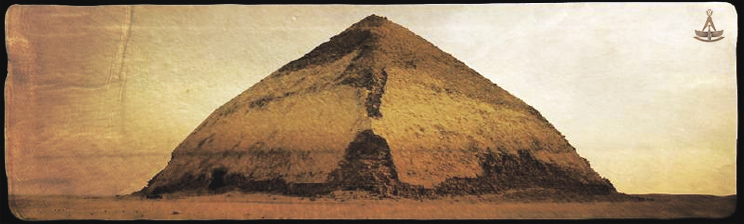 Пирамида снофру имеет 220 104 55. Ломаная пирамида в Египте. Пирамида Снофру в Дашуре схема. Снофру с орлом.